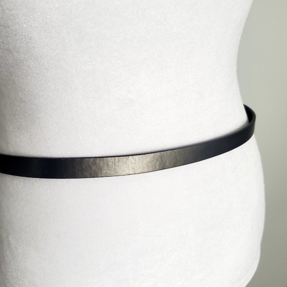 CALVIN KLEIN Minimalist Skinny CK Logo Belt Silvertone Buckle Metallic Grey - Picture 3 of 7